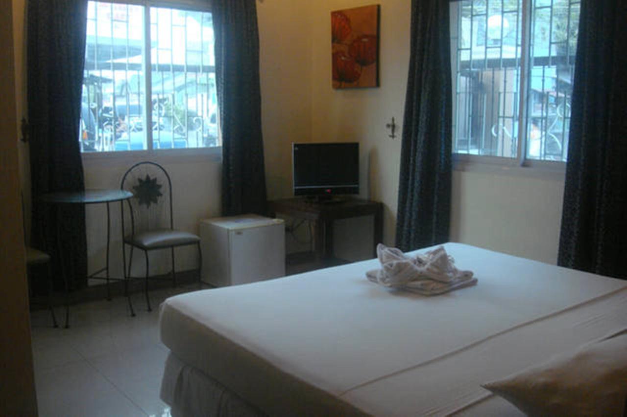 Balibago Villa Hotel Angeles Exterior photo